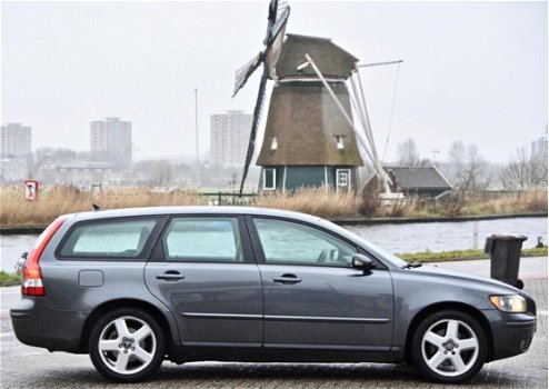 Volvo V50 - 2.4 Momentum Leder interieur 4 nieuwe banden - 1