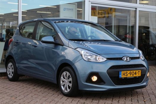 Hyundai i10 - 1.0i 66pk Blue Comfort + Tom Tom Rijklaar - 1