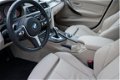 BMW 3-serie - 320i Upgrade Edition Aut. M-Sport Modern -Leder-Navigatie-Schuifdak-Xenon-LED-18