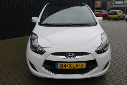 Hyundai ix20 - 1.6i i-Catcher Pan.dak| Navigatie | Leder bekleding | - 1