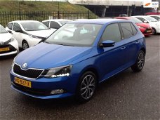 Skoda Fabia - 1.2 TSI Edition Super compleet, navi, cruise, trekhaak