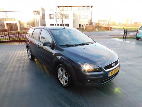 Ford Focus Wagon - 1.6-16V Futura CRUISE CONTROL LMV - 1