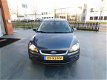 Ford Focus Wagon - 1.6-16V Futura CRUISE CONTROL LMV - 1 - Thumbnail