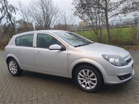 Opel Astra - 1.6 Enjoy - GRIJS - NETTE STAAT - ZONDAG OPEN - 1