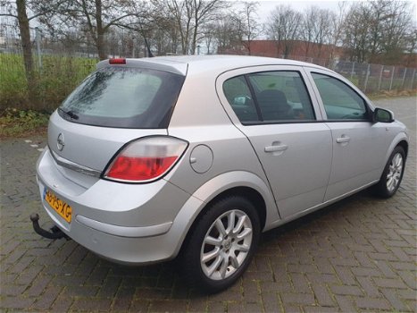 Opel Astra - 1.6 Enjoy - GRIJS - NETTE STAAT - ZONDAG OPEN - 1