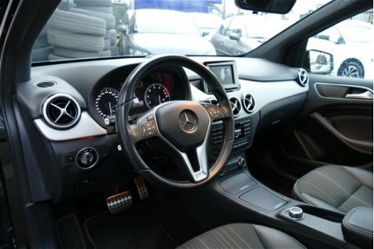 Mercedes-Benz B-klasse - 180 Ambition - 1