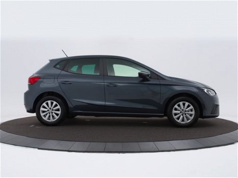 Seat Ibiza - 1.0 Tsi 95pk Style Business Intense | Navigatie | Keyless | Camera | P-Sensoren | Fabr. - 1