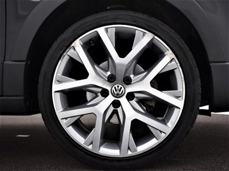 Volkswagen Polo - 1.2 Tsi 90pk Cross | Navigatie | Clima | P-Sensoren | Trekhaak | - 1