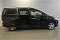 Mazda 5 - 5 2.0 Katano /Cruise/ Ecc/ Trekh./ 7-zits/ Privacy/ Wint.set/ bj - 1 - Thumbnail