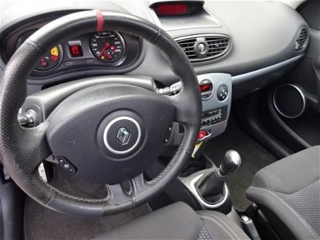 Renault Clio - 2.0 16V RS, bj.2007, grijs metallic, NAP met 129778 km.APK tot 02/2021, start/stop, p - 1