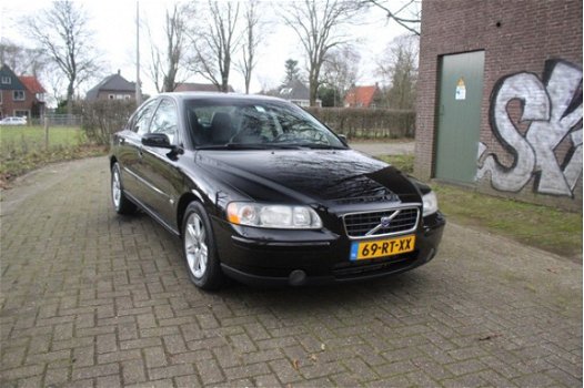 Volvo S60 - 2.4 Kinetic (245.000 Km) - 1