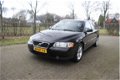 Volvo S60 - 2.4 Kinetic (245.000 Km) - 1 - Thumbnail