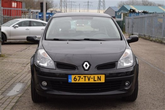 Renault Clio - 1.5 dCi Dynamique Luxe | Airco | Cruise | NAP + APK 7-2020 - 1