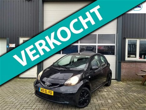 Toyota Aygo - 1.0-12V + - Goed onderhouden Airco- NL AUTO - 1