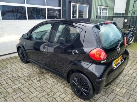 Toyota Aygo - 1.0-12V + - Goed onderhouden Airco- NL AUTO - 1