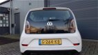 Volkswagen Up! - 1.0 60PK 4DEURS BMT Move up N.A.P 2600 KM NIEUW - 1 - Thumbnail