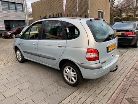 Renault Scénic - 1.6-16V Expression Trekhaak Airco NAP APK 1 Jaar - 1