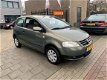 Volkswagen Fox - 1.2 Trendline 2e Eigenaar Airco NAP APK 1 Jaar - 1 - Thumbnail