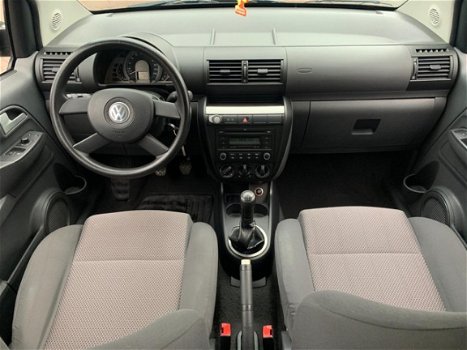 Volkswagen Fox - 1.2 Trendline 2e Eigenaar Airco NAP APK 1 Jaar - 1