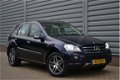 Mercedes-Benz M-klasse - 320 CDI AIRCO DAK NAV. AMG LM-VELGEN + INRUIL MOGELIJK - 1 - Thumbnail