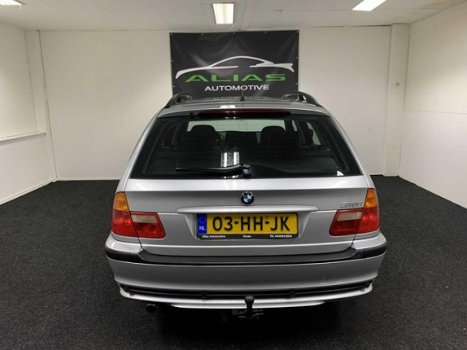 BMW 3-serie Touring - 318i Executive 2001 Grijs AIRCO / NAP - 1