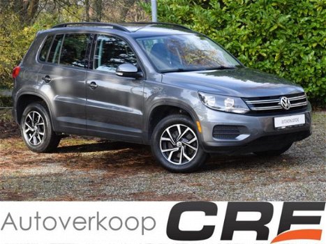 Volkswagen Tiguan - 2.0 TSI automaat / camera achter / zwart leer / stoelverwarming / cruise control - 1