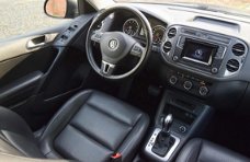 Volkswagen Tiguan - 2.0 TSI automaat / camera achter / zwart leer / stoelverwarming / cruise control