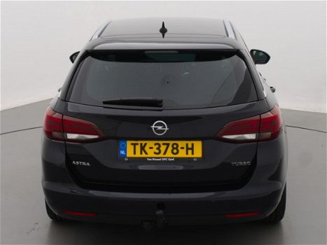Opel Astra - 1.4T 150pk Innovation | Navi | Trekhaak | PDC v+a | Camera | AGR Seats - 1