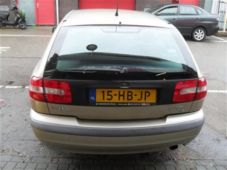 Volvo V40 - 1.8 Europa, AIRCO, CRUISE, APK 2-2021 - 1