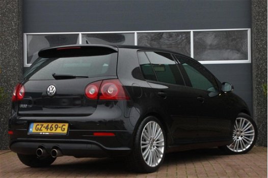 Volkswagen Golf - 3.2 R32 DSG / 5DRS / NAVI / LEDER / PDC - 1