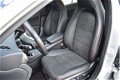 Mercedes-Benz GLA-Klasse - 200 AMG DCT7 Keyless Camera Distronic Navi Thermatic Dode Hoek Assist 19 - 1 - Thumbnail