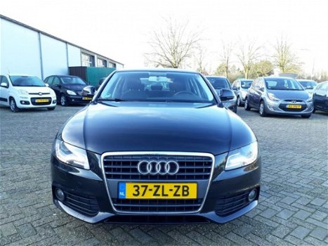 Audi A4 - 2.0 TDI Pro Line Business - Navi - Trekhaak - 1