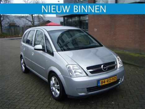 Opel Meriva - 1.6-16V Essentia Automaat Navi PDC - 1