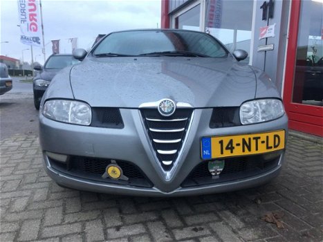 Alfa Romeo GT - 2.0 JTS Progression Airco/ECC/16