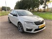 Skoda Octavia - 2.0 TSI RS Unieke Orginele Nano Grey Automaat Key Les Go Voll Optie's Mooiste Van NL - 1 - Thumbnail