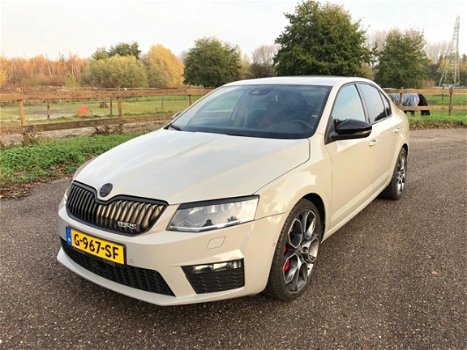 Skoda Octavia - 2.0 TSI RS Unieke Orginele Nano Grey Automaat Key Les Go Voll Optie's Mooiste Van NL - 1