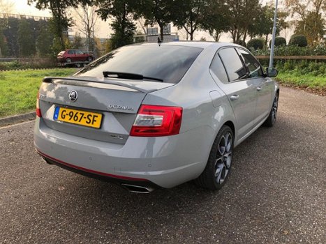 Skoda Octavia - 2.0 TSI RS Unieke Orginele Nano Grey Automaat Key Les Go Voll Optie's Mooiste Van NL - 1