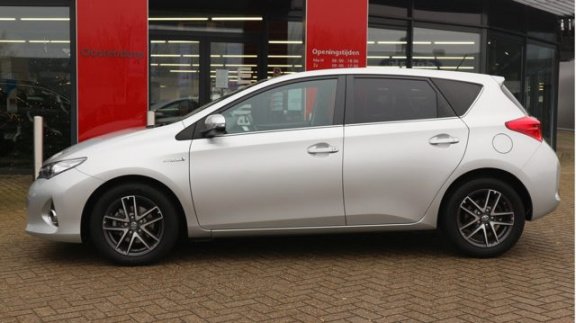 Toyota Auris - 1.8 Hybrid Aspiration | Navigatie | Achteruitrijcamera | - 1