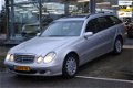 Mercedes-Benz E-klasse Combi - 220 CDI Avantgarde DEALER OND. NETTE STAAT - 1 - Thumbnail