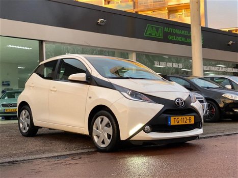 Toyota Aygo - 1.0 VVT-i x-nav 1e Eigenaar/Nw Apk/Cruise/Camera - 1