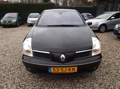 Renault Vel Satis - 2.0 16V Initiale zeer lux met trekhaak - 1