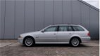 BMW 5-serie Touring - 520i Lifestyle Edition | Leer | Schuifdak | Automaat | Navigatie | APK & Beurt - 1 - Thumbnail