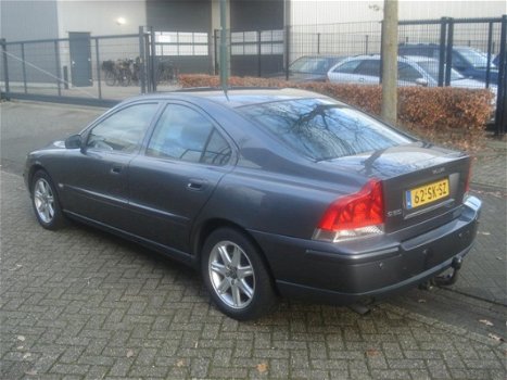 Volvo S60 - 2.4 Edition II - 1