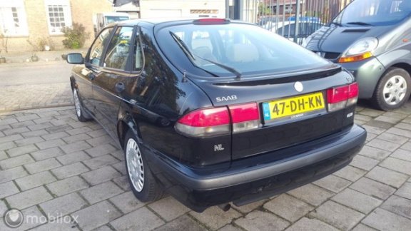 Saab 9-3 - 2.0 SE/Airco/zeer nette auto/nw apk en beurtje - 1