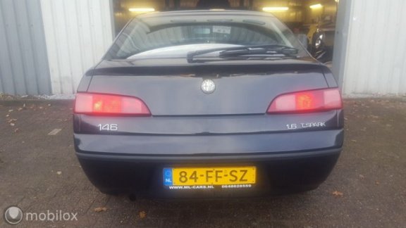 Alfa Romeo 146 - 1.6-16V T.Spark L/Airco/Sportvelgen/Radio/Apk - 1