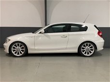 BMW 1-serie - 123d Xenon / Navi / Sport Stoelen