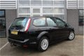 Ford Focus Wagon - 1.6 TDCi Titanium Navigatie Cruise N.A.P - 1 - Thumbnail