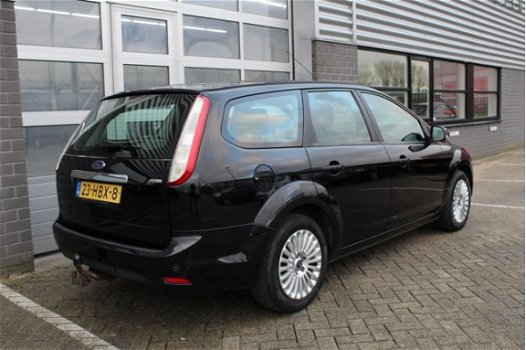 Ford Focus Wagon - 1.6 TDCi Titanium Navigatie Cruise N.A.P - 1