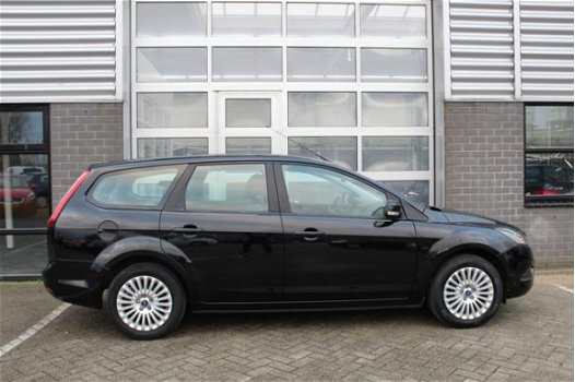 Ford Focus Wagon - 1.6 TDCi Titanium Navigatie Cruise N.A.P - 1