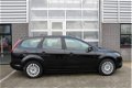 Ford Focus Wagon - 1.6 TDCi Titanium Navigatie Cruise N.A.P - 1 - Thumbnail